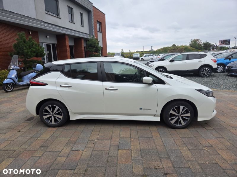 Nissan Leaf 40 kWh 3.ZERO - 2