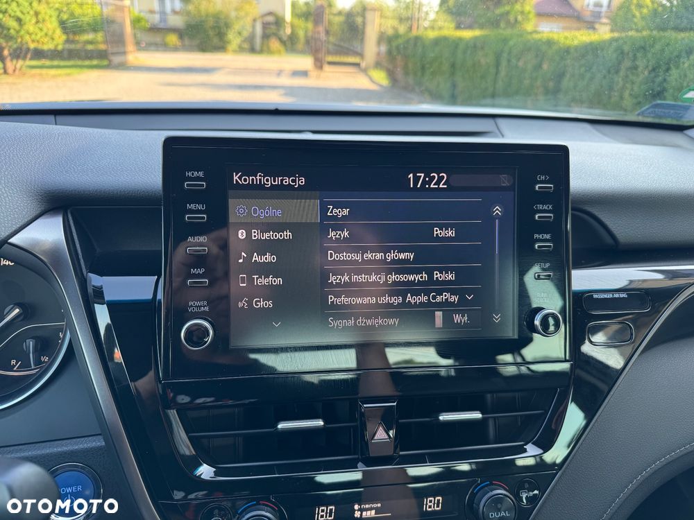 Toyota Camry 2.5 Hybrid Executive CVT - 21