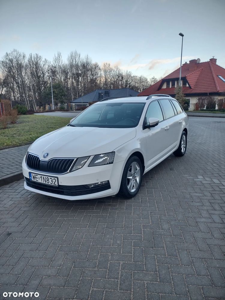 Skoda Octavia 1.6 TDI SCR Ambition - 2