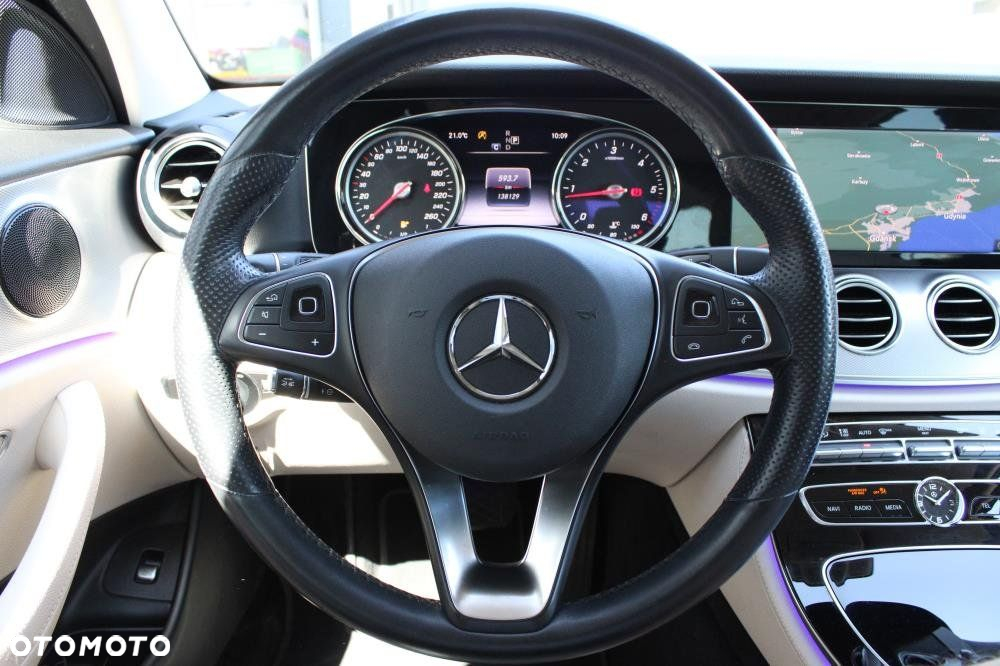 Mercedes-Benz Klasa E - 20