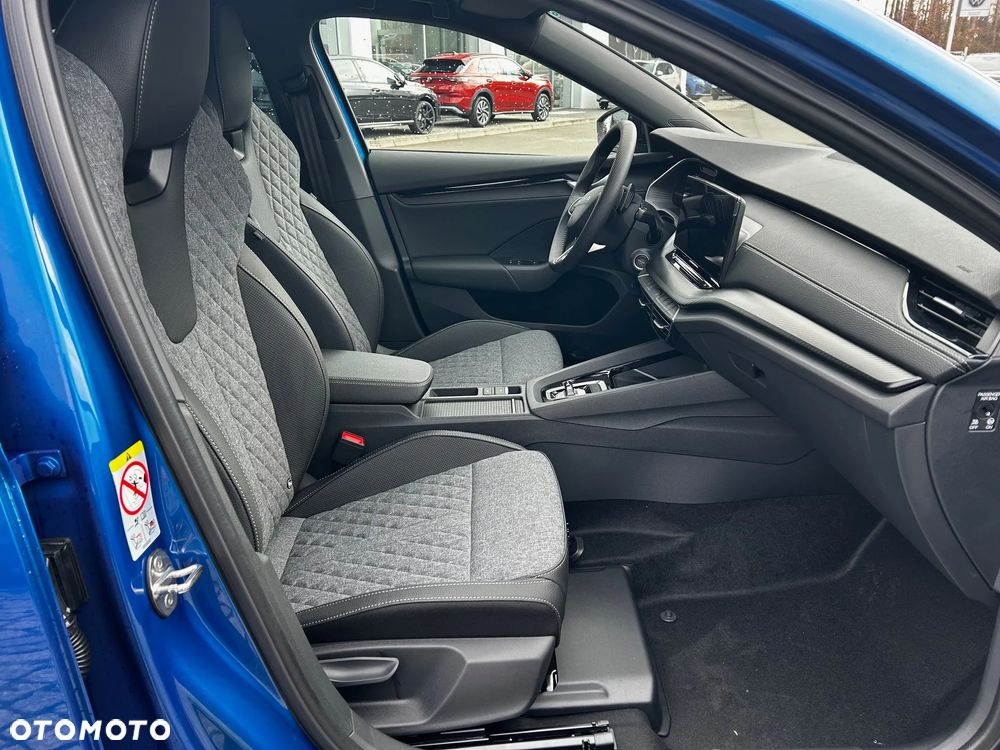 Skoda Octavia 1.5 TSI e-TEC DSG Sportline - 9