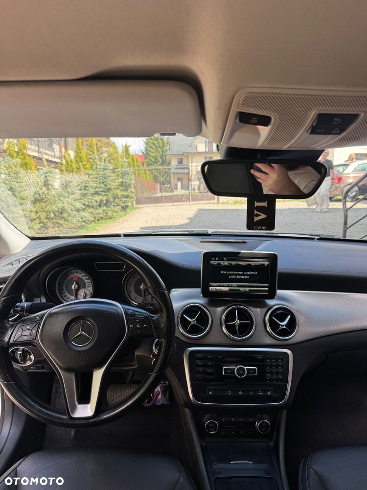 Mercedes-Benz CLA 250 4-Matic - 7