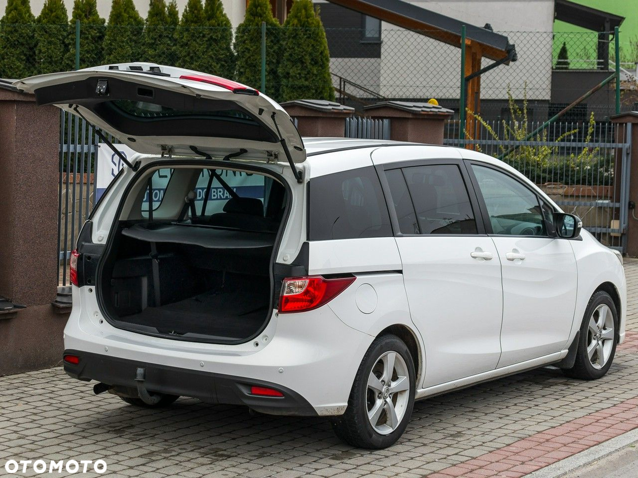 Mazda 5 - 12