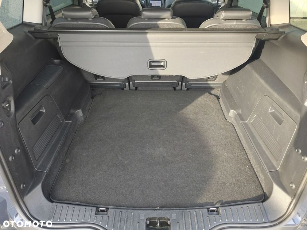 Ford S-Max - 30