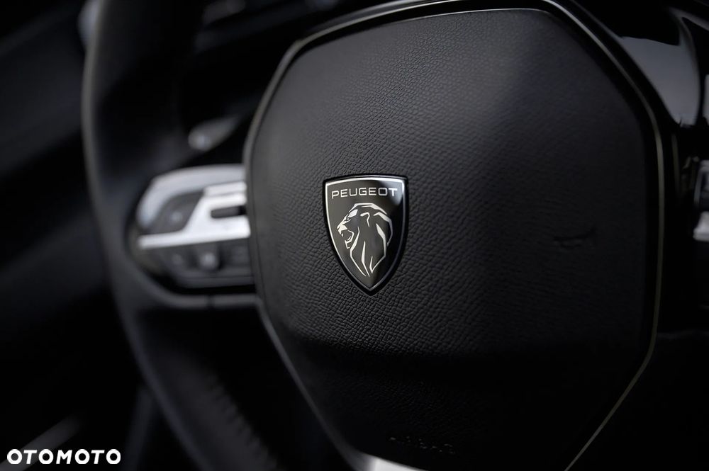 Peugeot 308 - 40