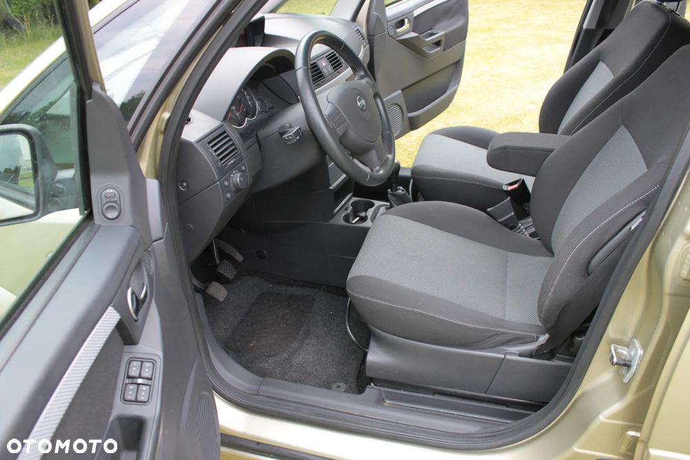 Opel Meriva - 13