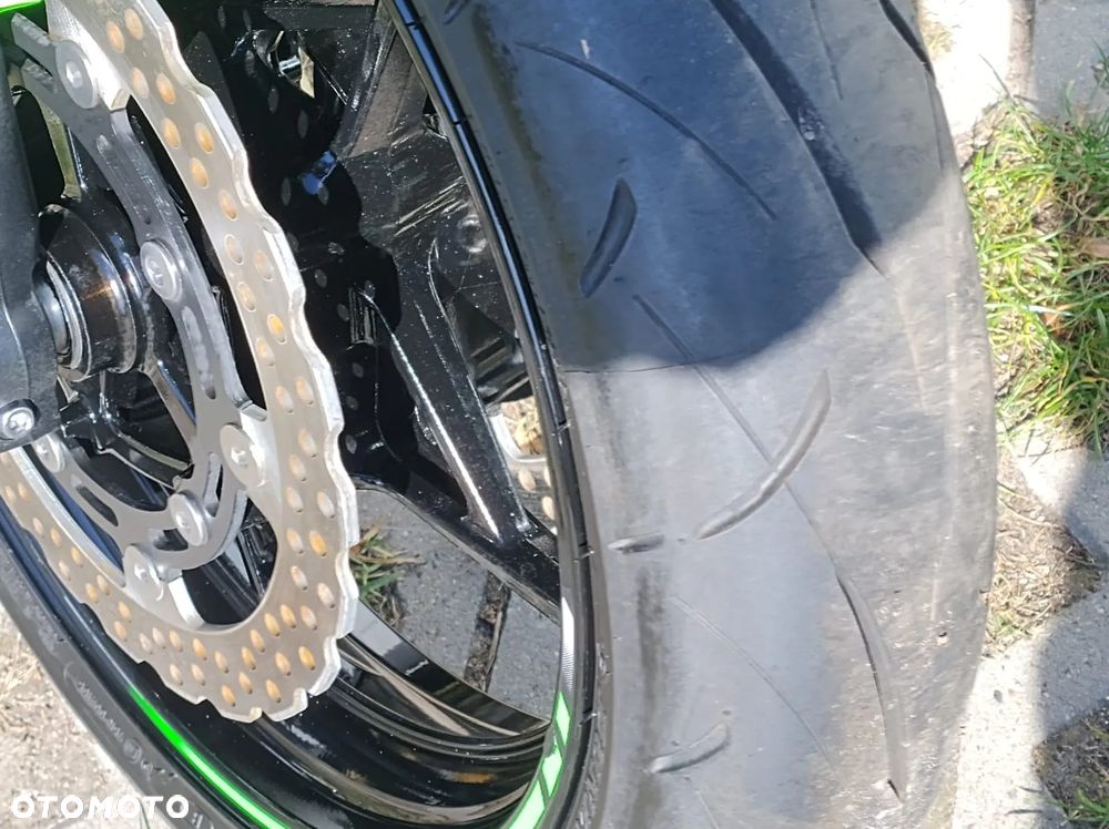 Kawasaki Ninja - 7