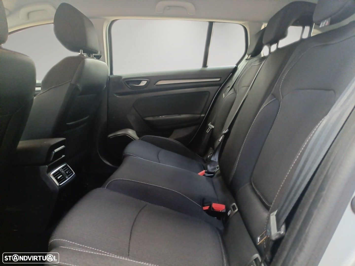 Renault Mégane Sport Tourer 1.6 E-Tech Plug-In E-Tech Hybrid Engineered - 11