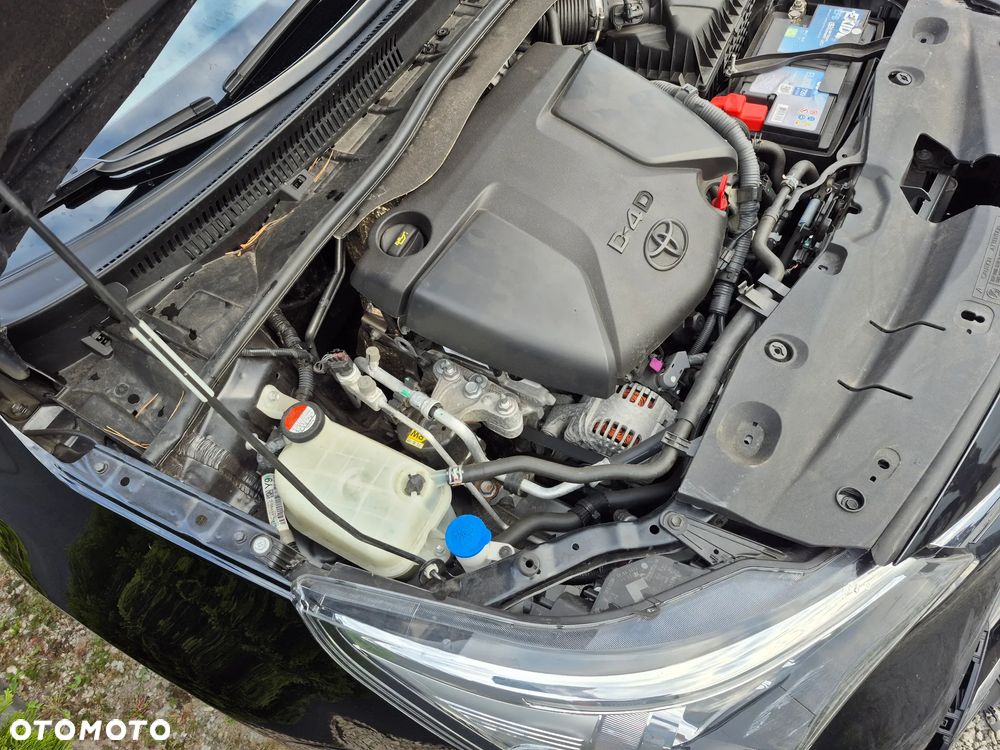 Toyota Avensis 1.6 D-4D Premium - 17