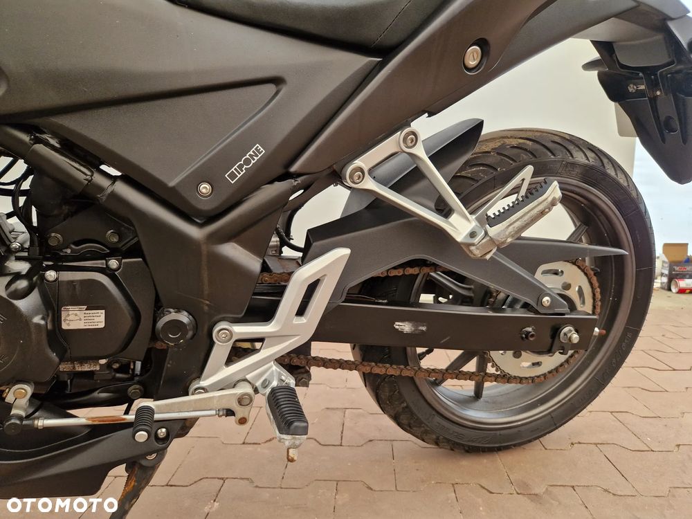 Barton Street-R - 24