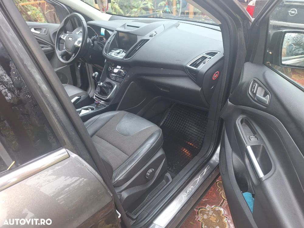 Ford Kuga 2.0 TDCi 4WD Titanium - 5