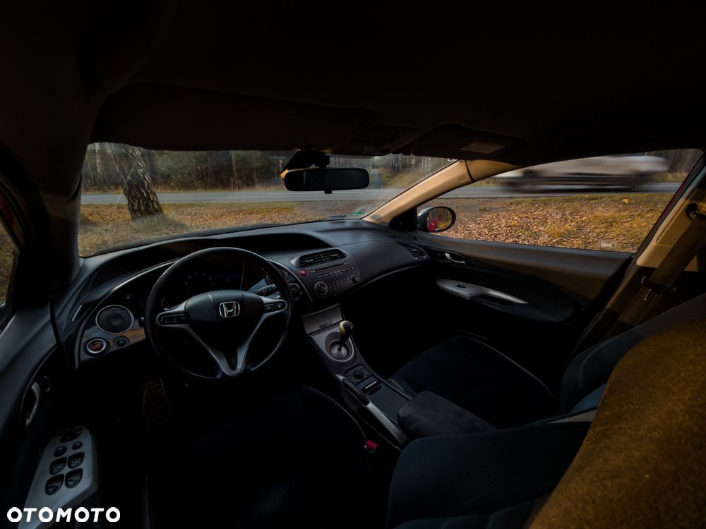 Honda Civic 1.4 Comfort - 17