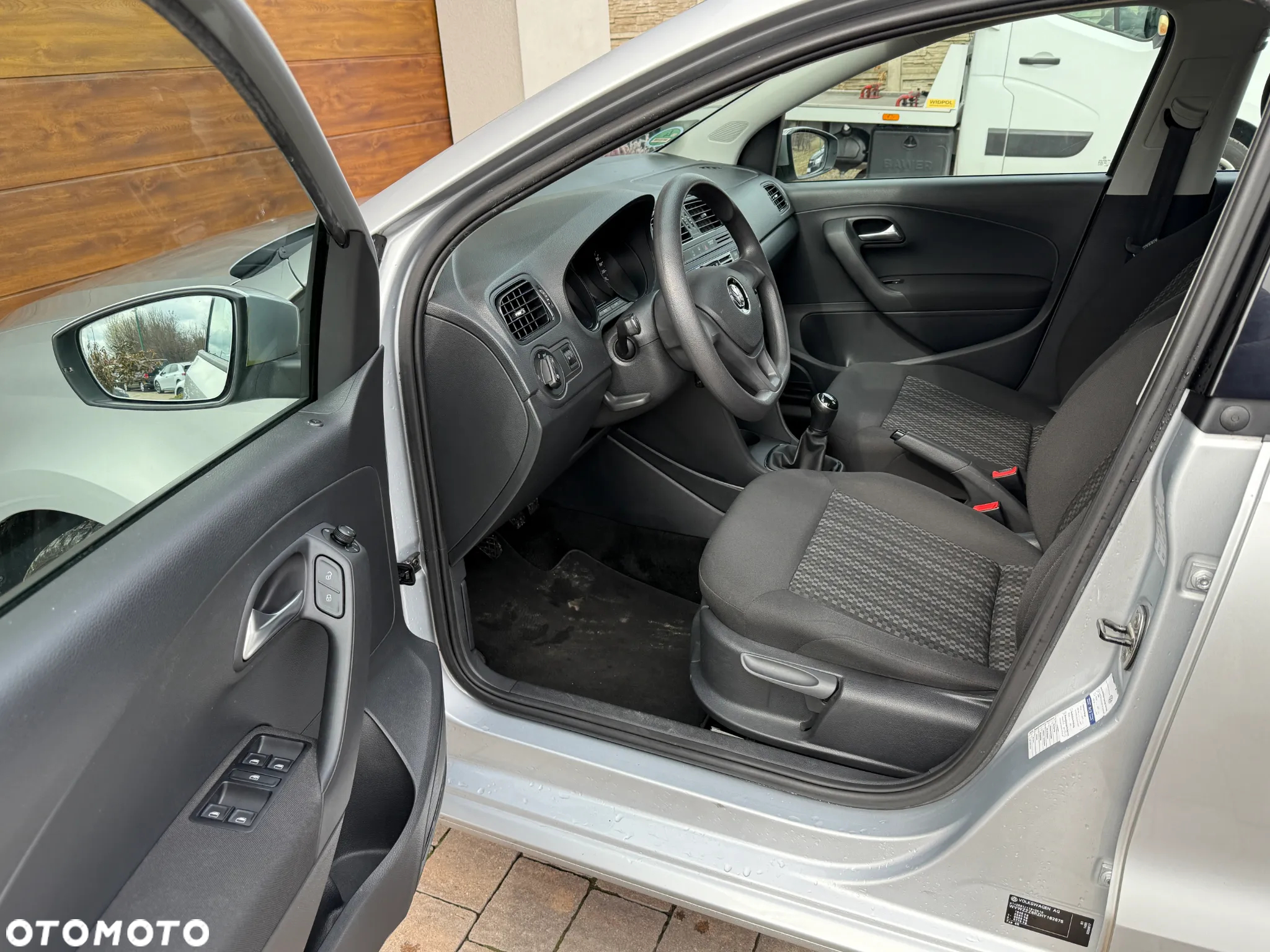 Volkswagen Polo - 5