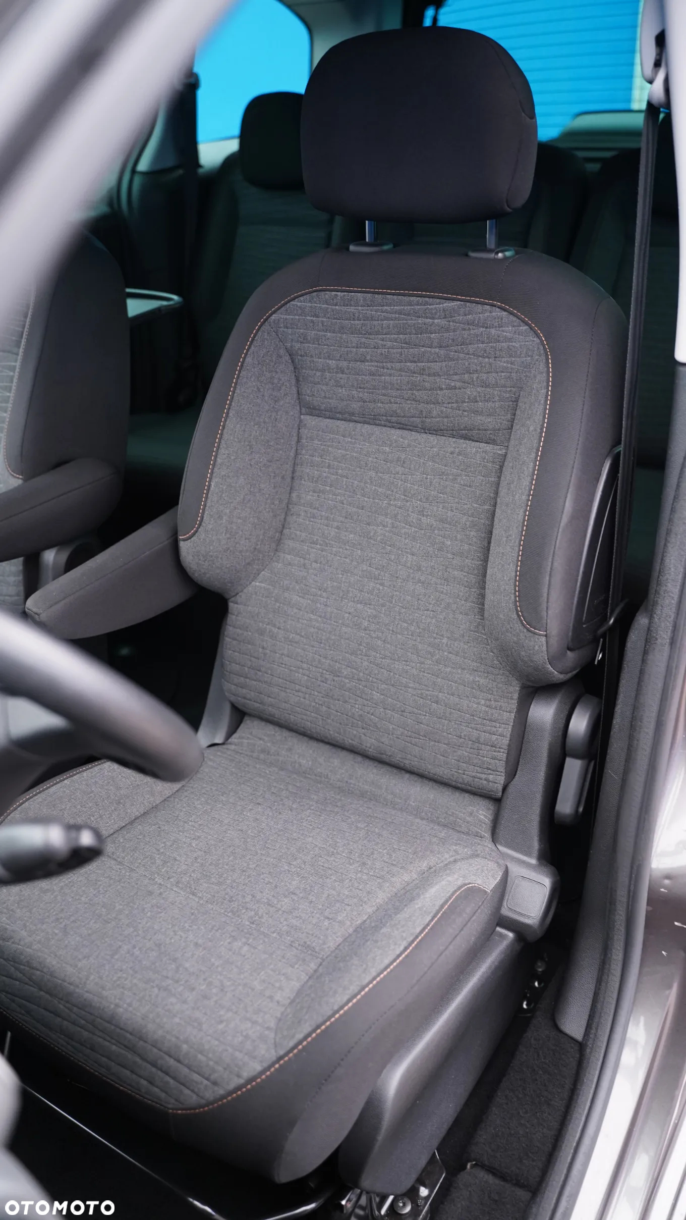Citroën Berlingo Multispace PureTech 110 SHINE - 34