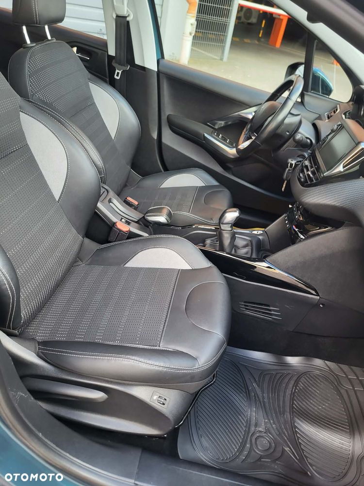 Peugeot 2008 BlueHDi 100 STOP & START Allure - 8