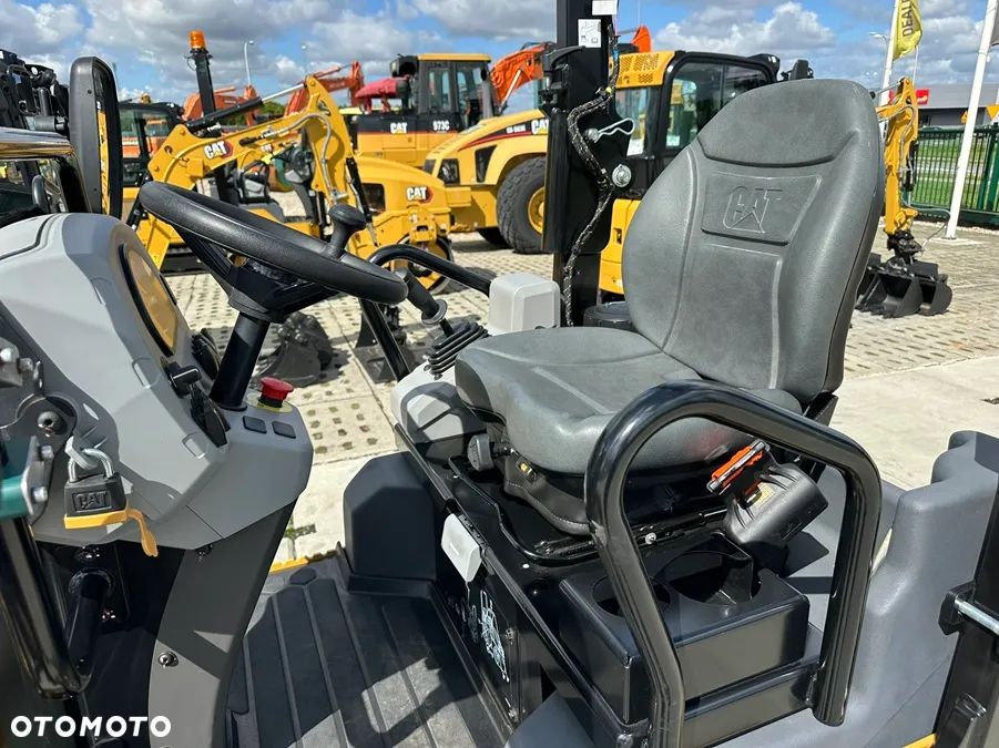 Caterpillar CB 2.5 GC - 17