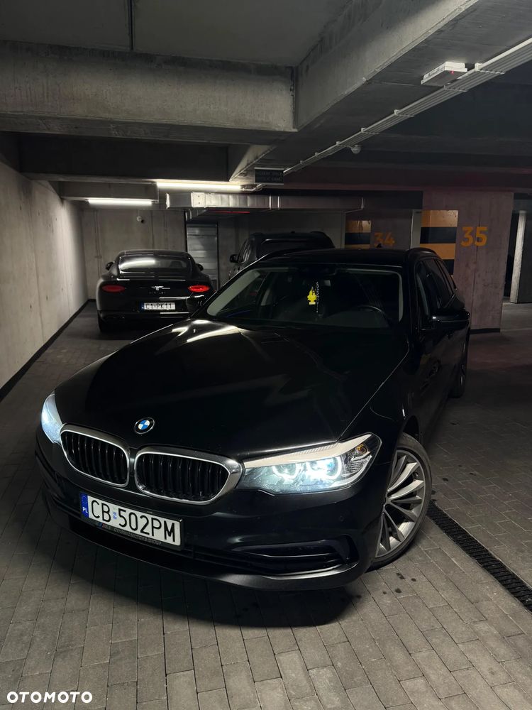 BMW Seria 5 518d Sport Line sport - 8