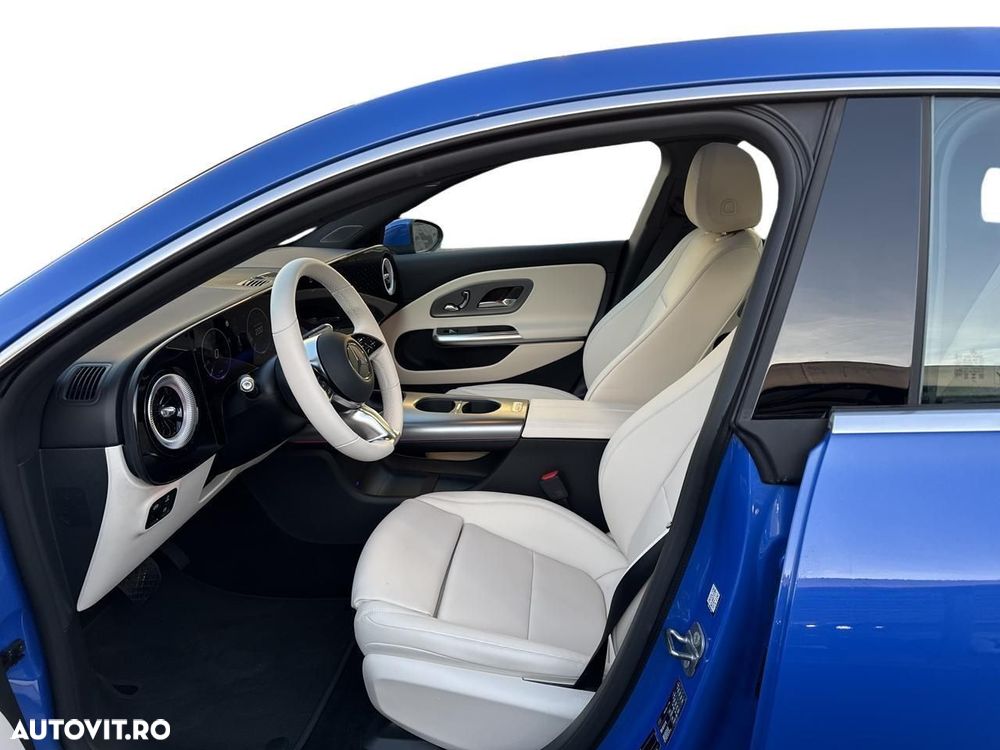 Mercedes-Benz CLA 250+ Coupe - 11