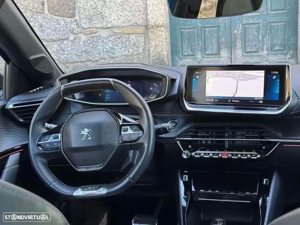 Peugeot e-208 50 kWh GT Pack - 18