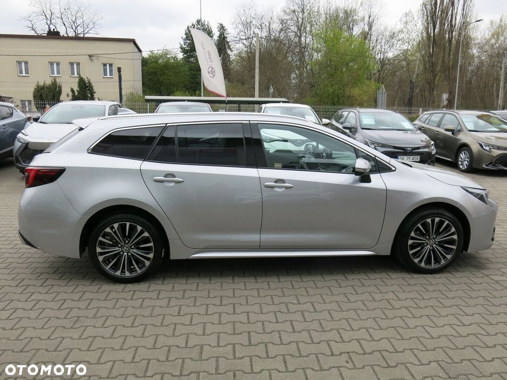 Toyota Corolla 1.8 Hybrid Style - 18