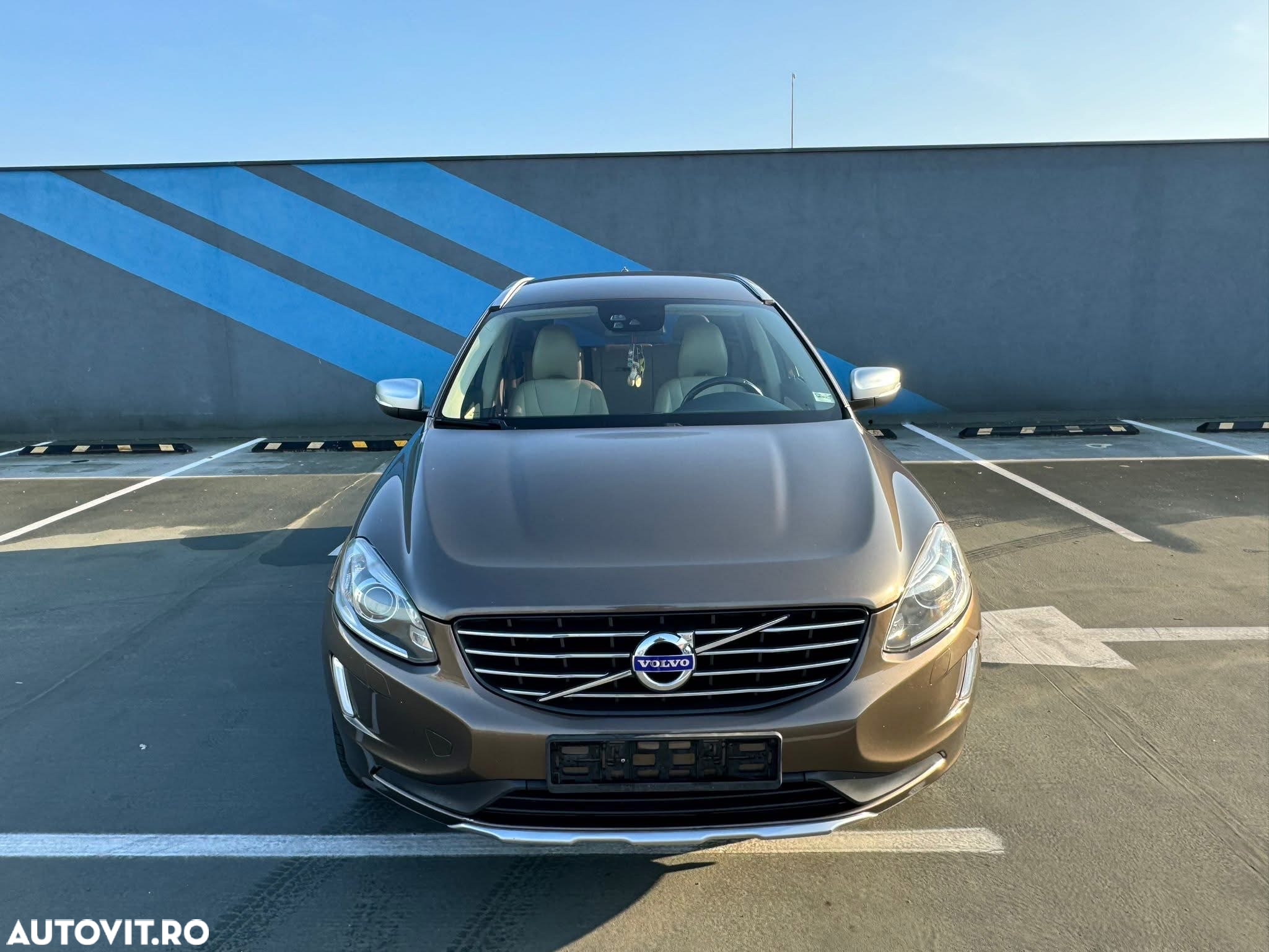 Volvo XC 60 D5 AWD Summum - 3