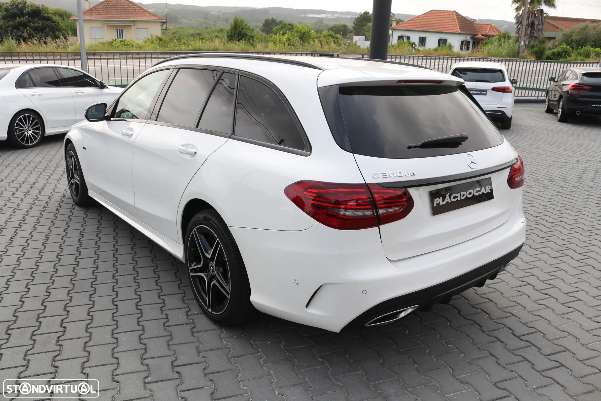 Mercedes-Benz C 300 de AMG Line - 4