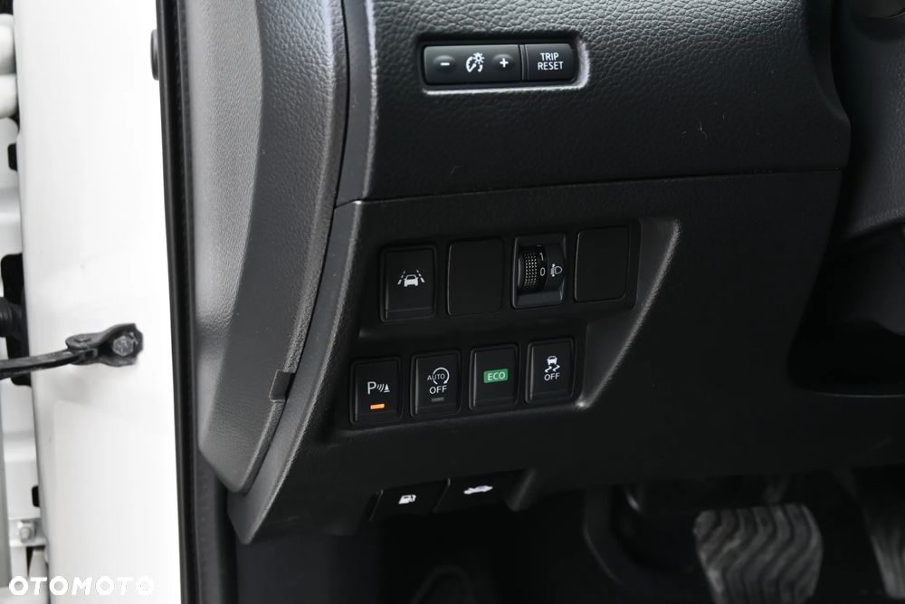 Nissan Qashqai 1.2 DIG-T Xtronic TEKNA - 36