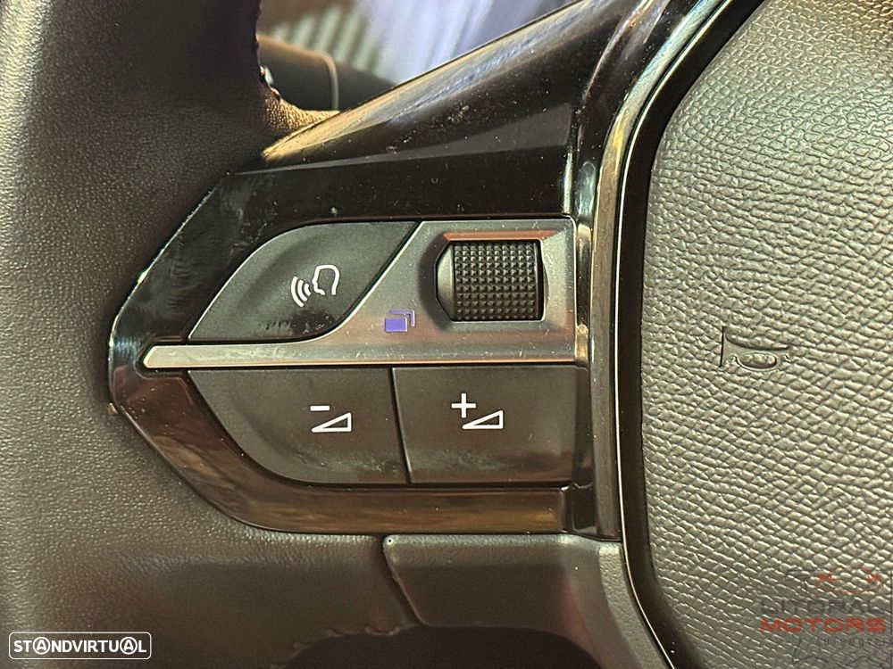 Peugeot 2008 1.2 PureTech Active - 22