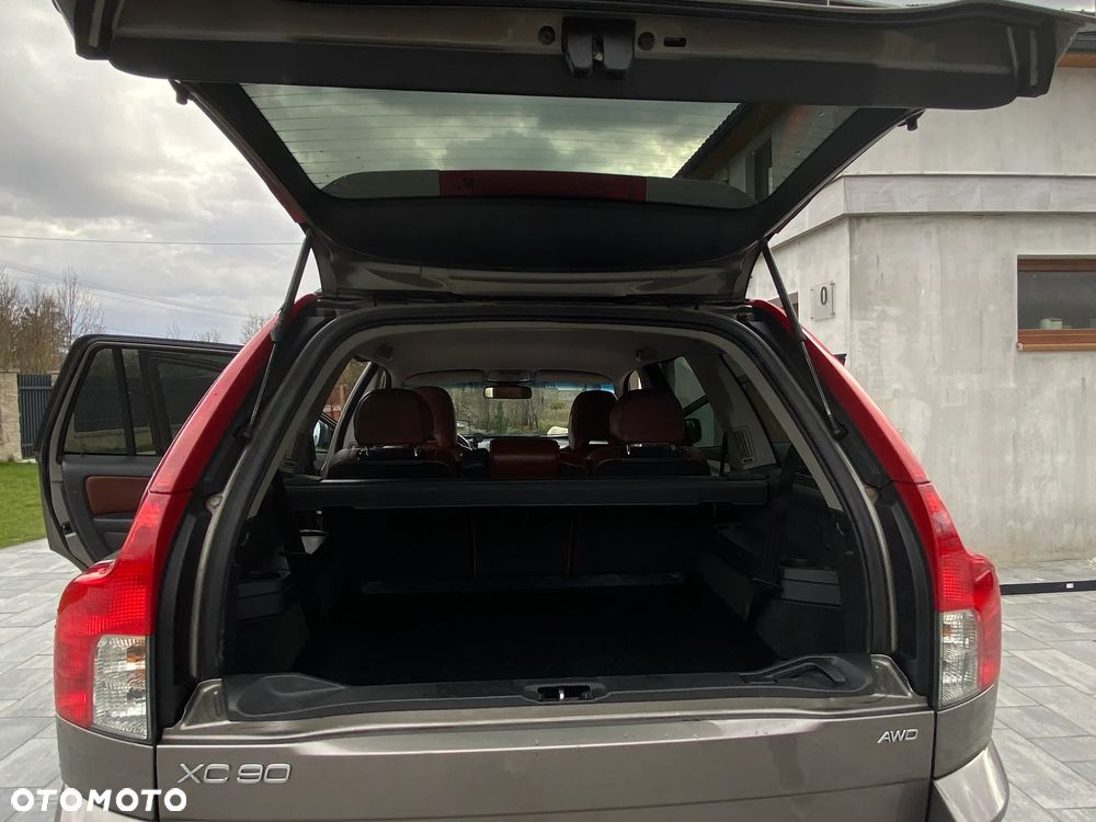 Volvo XC 90 - 4