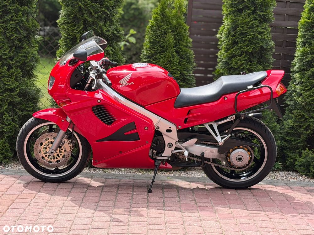 Honda VFR - 7