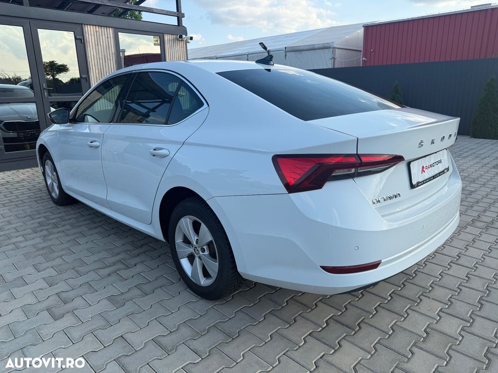 SKODA Octavia 2020 — imagine 10