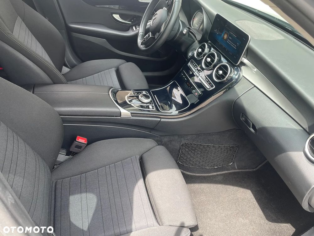 Mercedes-Benz Klasa C 200 d 9G-TRONIC Avantgarde - 14