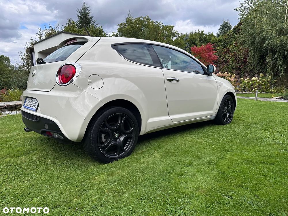 Alfa Romeo Mito 1.6 JTDM Distinctive - 8