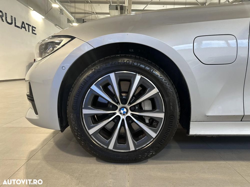 BMW Seria 3 - 13