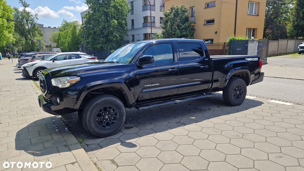 Toyota Tacoma - 5