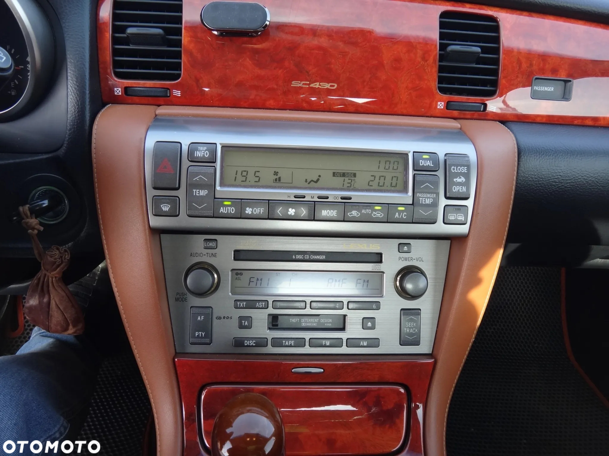Lexus SC 430 Prestige - 17