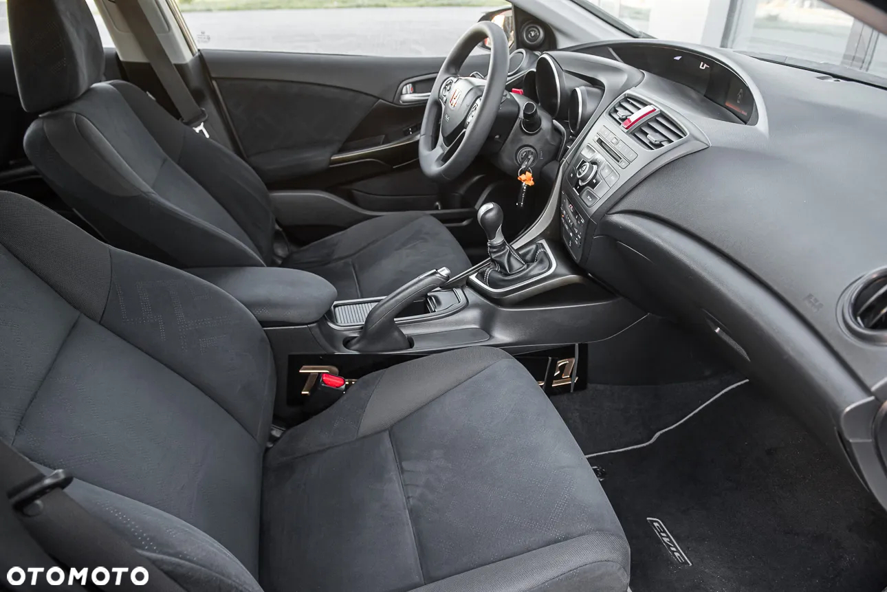 Honda Civic 1.6 i-DTEC Sport Black Edition - 26