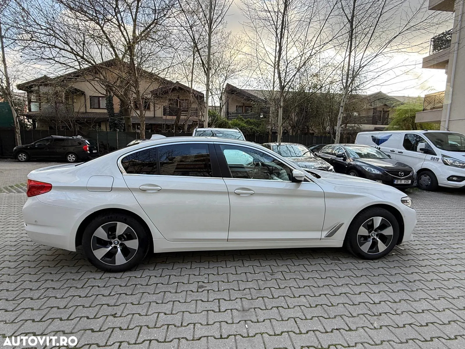 BMW Seria 5 520d AT MHEV - 6