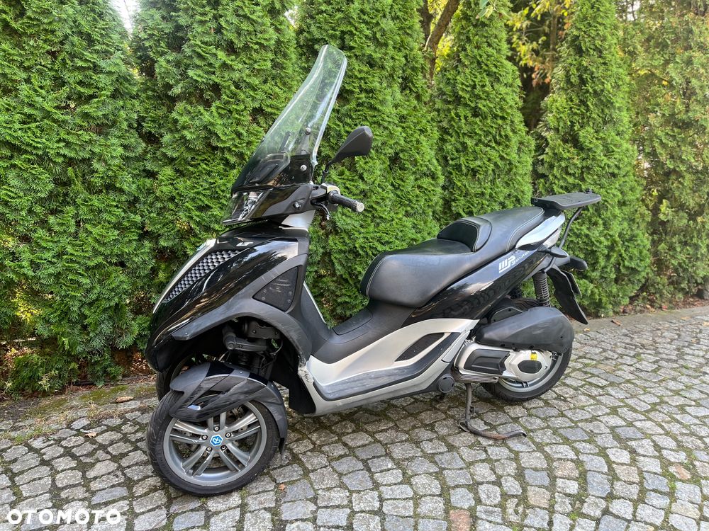 Piaggio MP-3 - 8
