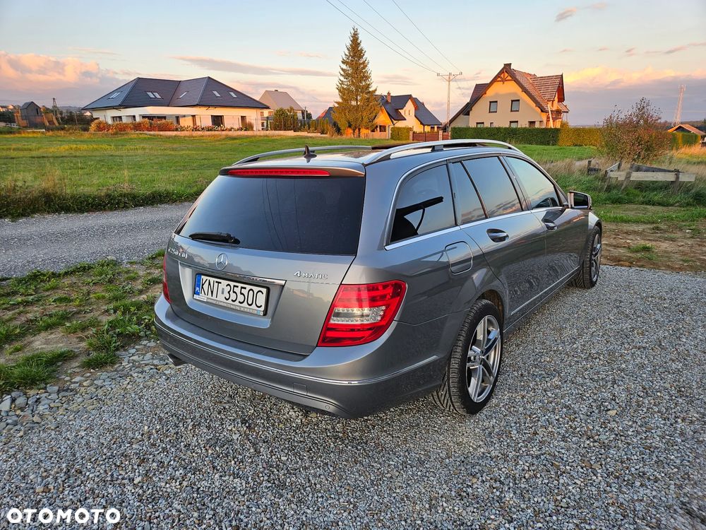 Mercedes-Benz Klasa C 250 (BlueTEC) d T 7G-TRONIC Avantgarde - 4