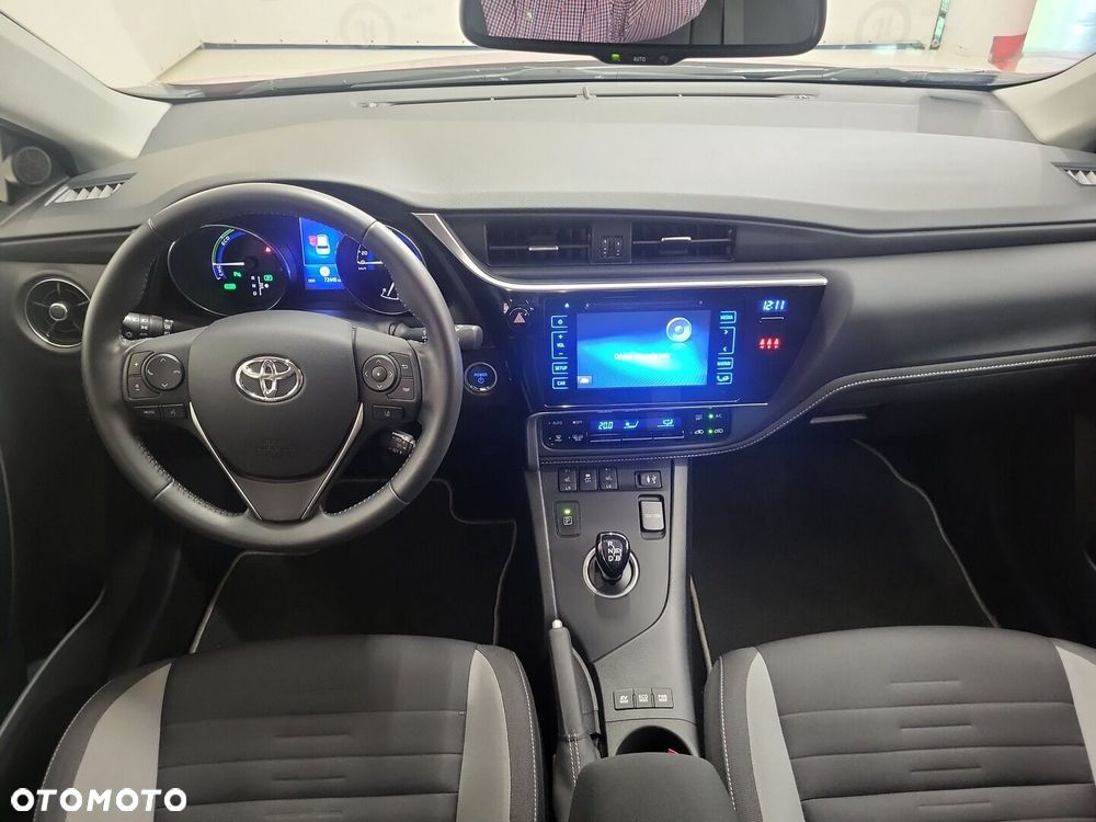 Toyota Auris - 3