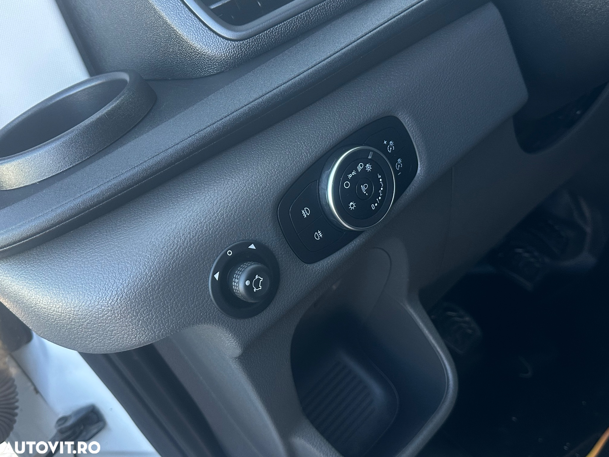 Ford Transit - 13