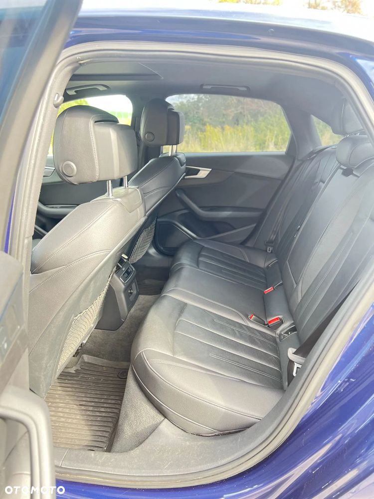 Audi A4 Limousine - 20