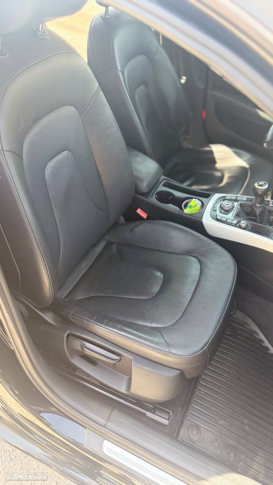 Audi A4 Avant 2.0 TDI Business Line Sport - 8