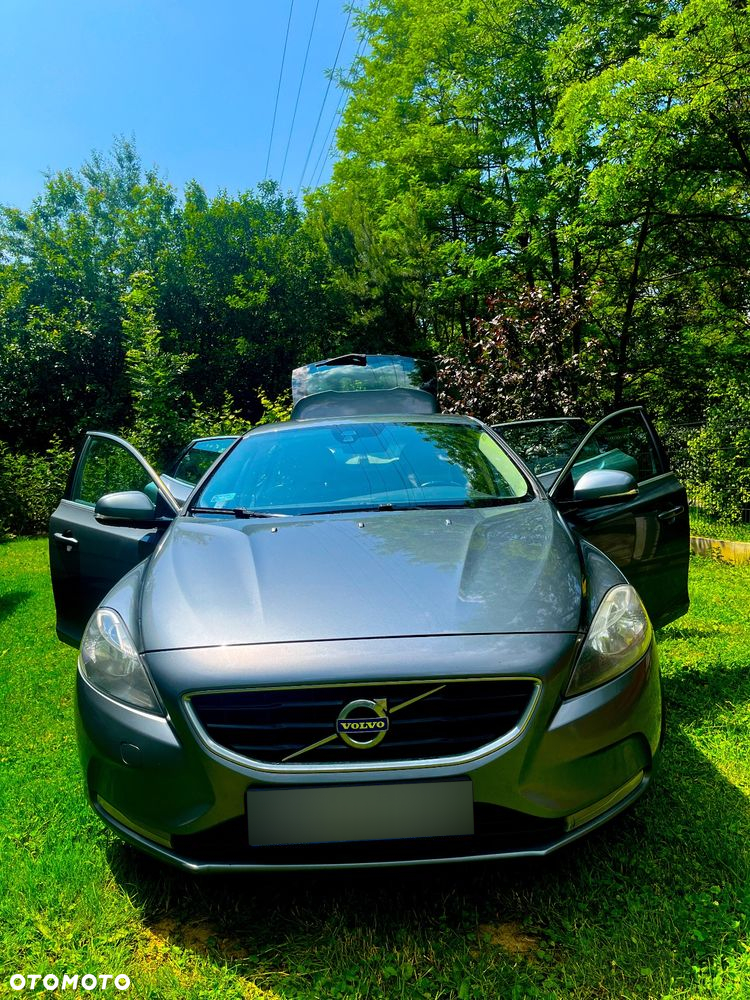 Volvo V40 D3 Momentum - 8