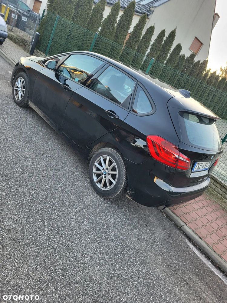 BMW Seria 2 218i - 3