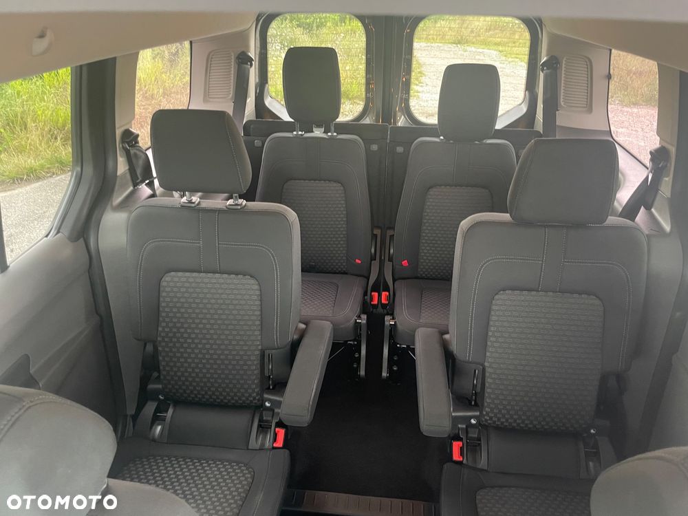 Ford Transit Connect - 8
