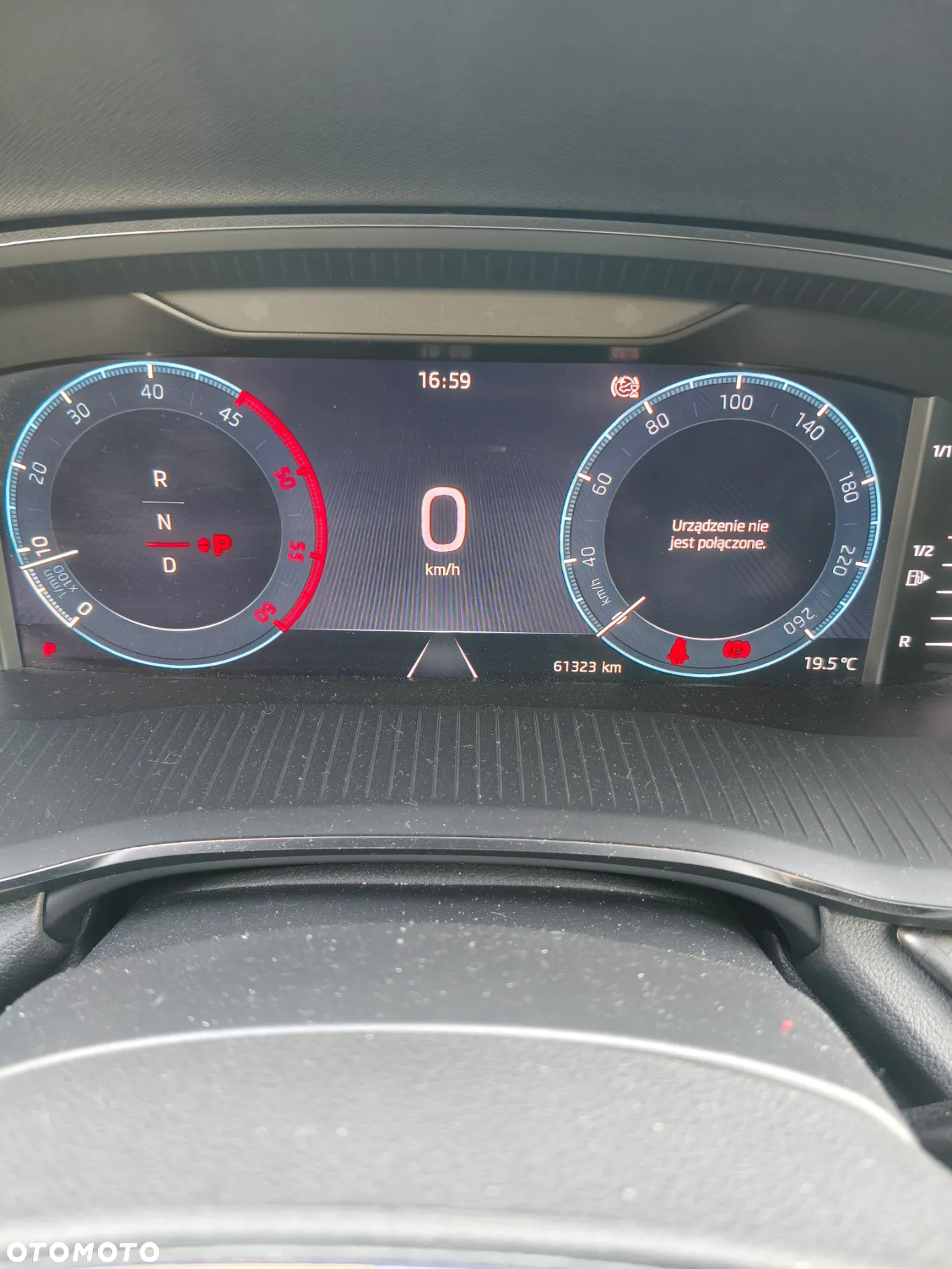 Skoda Octavia Combi 2.0 TDI DSG Style - 28