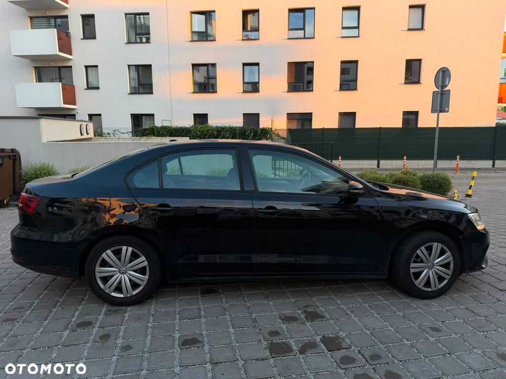 Volkswagen Jetta 2.0 TDI DPF BMT Comfortline - 3