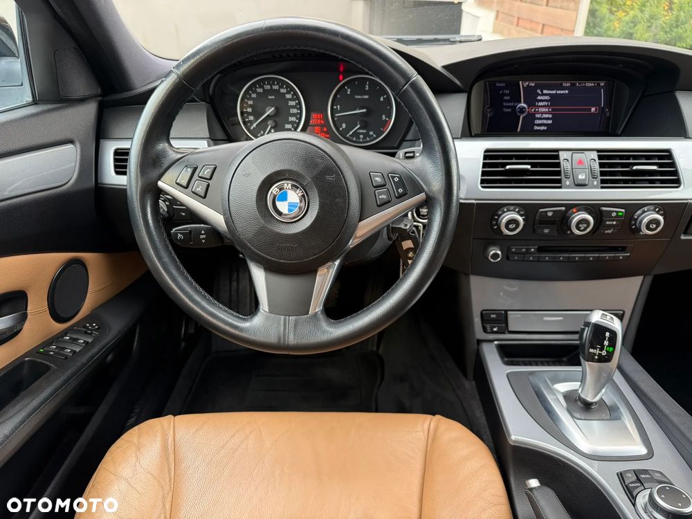 BMW Seria 5 530d Edition Exclusive - 31